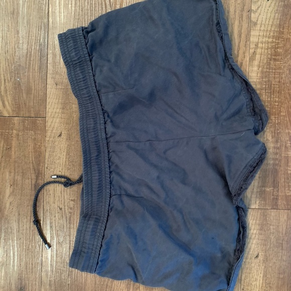 Size medium shorts from Loft. - Picture 3 of 5